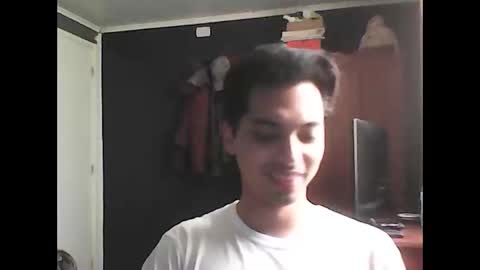 Snapshot of caligula_99 chatting on October 15, 6:48 pm Calgula online show from October 15, 6:48 pm