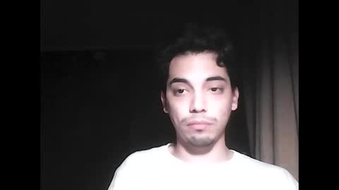 Snapshot of caligula_99 chatting on October 1, 4:05 am Calgula online show from October 1, 4:05 am