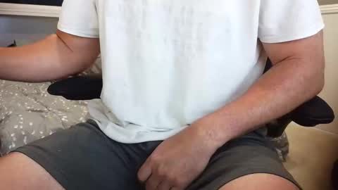 callmeroger33 online show from April 28, 3:39 pm