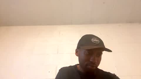 Snapshot of callontyrone21 chatting on September 12, 9:04 pm Callontyrone21 online show from September 12, 9:04 pm