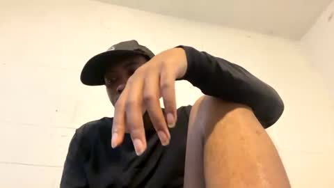 Snapshot of callontyrone21 chatting on September 14, 8:11 pm Callontyrone21 online show from September 14, 8:11 pm