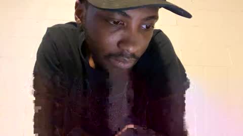 Snapshot of callontyrone21 chatting on September 21, 2:44 am Callontyrone21 online show from September 21, 2:44 am