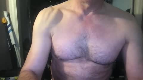 callum5555 online show from May 8, 10:16 am
