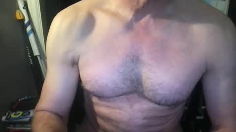 callum5555 online show from May 5, 8:38 am