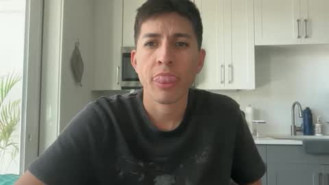Daddy online show from May 2, 6:10 pm