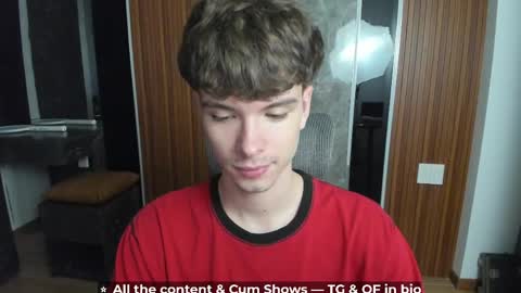 Hey I am Calvin  online show from May 2, 5:16 pm
