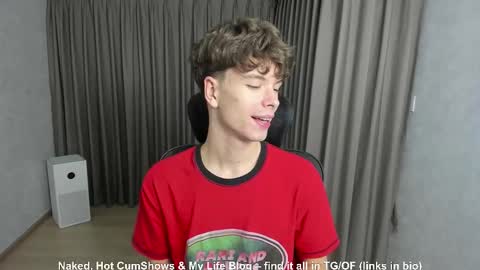 Hey I am Calvin  online show from November 6, 2:31 pm