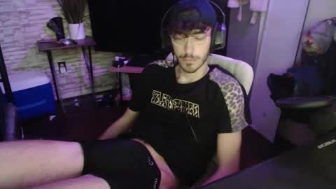 calvin_tanner online show from November 14, 10:22 pm