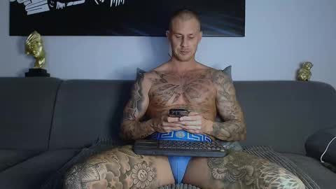 Snapshot of calvinhunt69 chatting on March 5, 8:23 pm Calvin online show from March 5, 8:23 pm