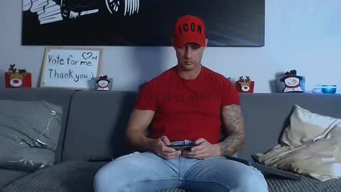 Snapshot of calvinhunt69 chatting on December 23, 9:40 pm Calvin online show from December 23, 9:40 pm