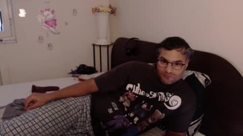 Calvinjohnlad online show from November 17, 2:42 pm