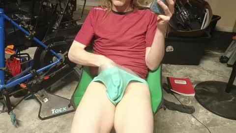 Calypso-. online show from April 22, 4:41 am