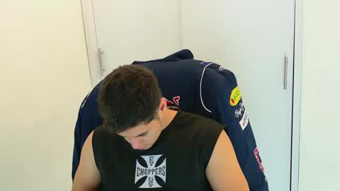 camara110 online show from December 3, 2:06 am