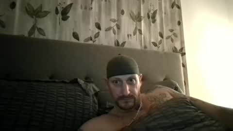 Chillaxin lets talk  online show from January 16, 8:33 am