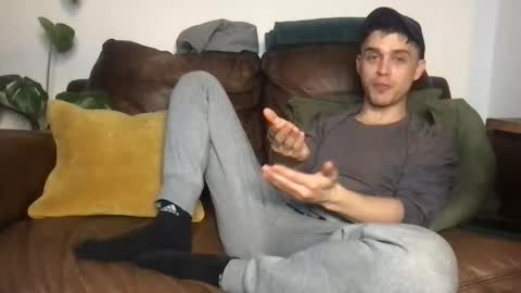 CamDoAttitude online show from April 26, 9:33 pm