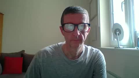 cameraaa online show from March 29, 10:04 am