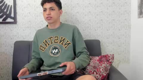 Snapshot of cameron_lux4 chatting on September 30, 12:20 pm CAMERON online show from September 30, 12:20 pm