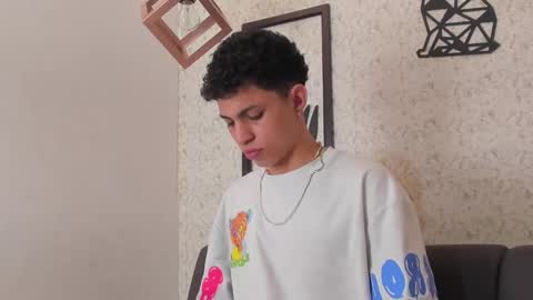 Snapshot of cameron_lux4 chatting on October 1, 12:31 pm CAMERON online show from October 1, 12:31 pm