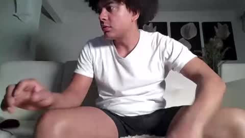 Snapshot of camfaber chatting on October 18, 3:22 am Stiven online show from October 18, 3:22 am