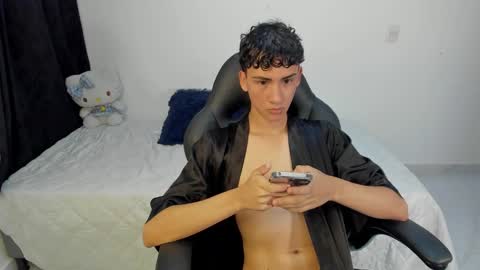 camiboy666 online show from November 15, 11:40 pm