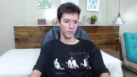 camievan online show from March 17, 7:27 pm