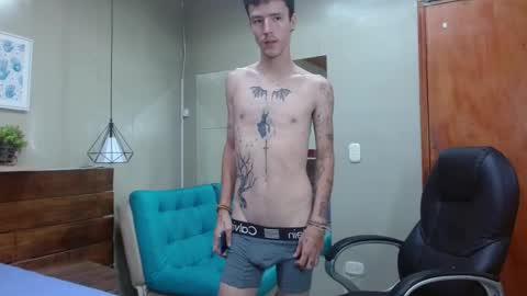 camievan online show from March 14, 10:06 pm