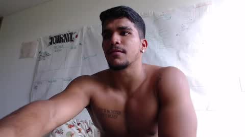 Snapshot of camilo_contre21 chatting on October 7, 8:02 pm camilo_contre21 online show from October 7, 8:02 pm