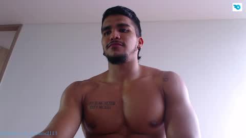 camilo_contre21 online show from May 8, 7:58 pm