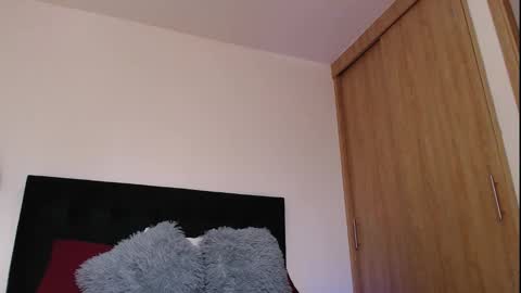 Snapshot of camilo_contre21 chatting on October 2, 6:01 pm camilo_contre21 online show from October 2, 6:01 pm