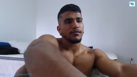 camilo_contre21 online show from April 27, 7:19 pm