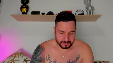 Snapshot of camilo_restrepo21 chatting on October 2, 2:26 am camilo_restrepo21 online show from October 2, 2:26 am