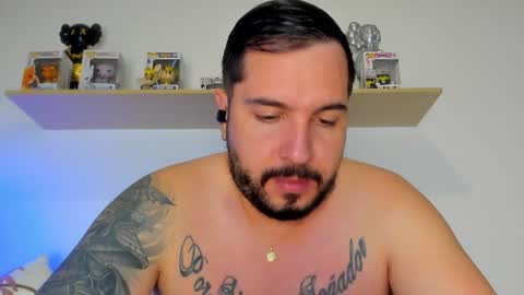 camilo_restrepo21 online show from June 16, 12:13 am