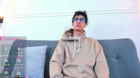 Camilo online show from April 28, 3:11 am