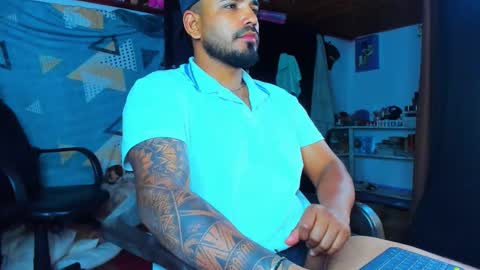 Snapshot of camilo_tijeras chatting on September 29, 6:45 am CAMILO online show from September 29, 6:45 am