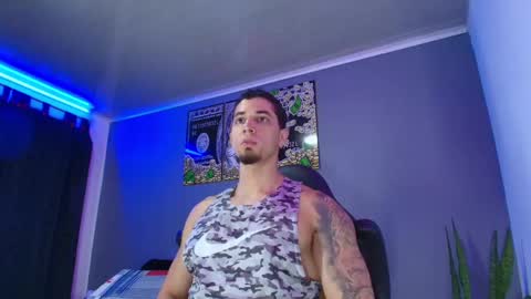 Snapshot of camiloalvarezzz3 chatting on September 30, 7:06 pm CAMILO online show from September 30, 7:06 pm