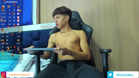 Snapshot of camilobass_ chatting on February 1, 1:34 am Camilo Bass online show from February 1, 1:34 am