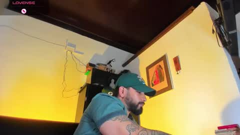 Snapshot of camilomayer chatting on September 11, 5:23 pm Camilo online show from September 11, 5:23 pm