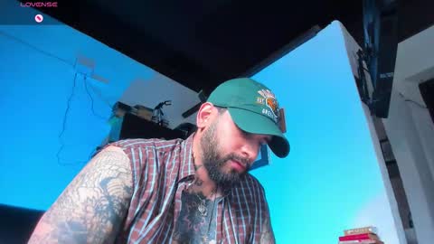 Snapshot of camilomayer chatting on September 18, 4:53 pm Camilo online show from September 18, 4:53 pm