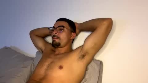 Snapshot of camilor_30 chatting on October 10, 1:10 am camilor_30 online show from October 10, 1:10 am