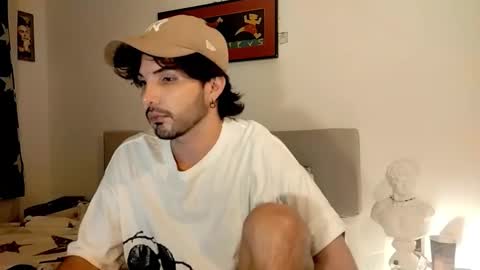 Snapshot of camilosaennz chatting on September 16, 7:31 am camilo online show from September 16, 7:31 am