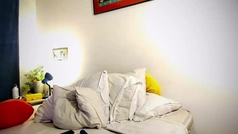 Snapshot of camilosaennz chatting on March 9, 12:42 am camilo online show from March 9, 12:42 am