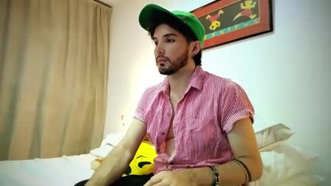 Snapshot of camilosaennz chatting on January 26, 10:57 pm camilo online show from January 26, 10:57 pm
