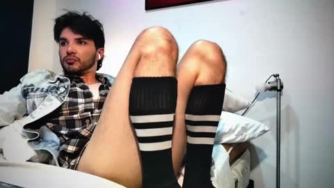 Snapshot of camilosaennz chatting on February 11, 11:54 pm camilo online show from February 11, 11:54 pm