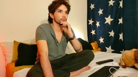 camilo online show from June 24, 4:15 am