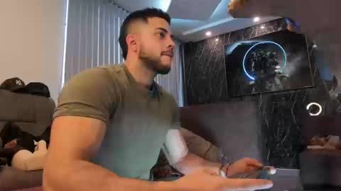 Snapshot of camilowatson chatting on September 27, 9:56 pm Camilo Watson online show from September 27, 9:56 pm