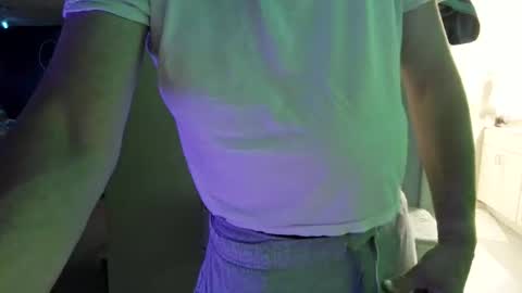 cammyman6900 online show from May 12, 4:32 am