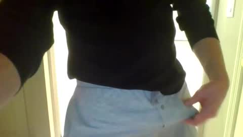 Snapshot of cammyman6900 chatting on January 23, 4:52 am cammyman6900 online show from January 23, 4:52 am
