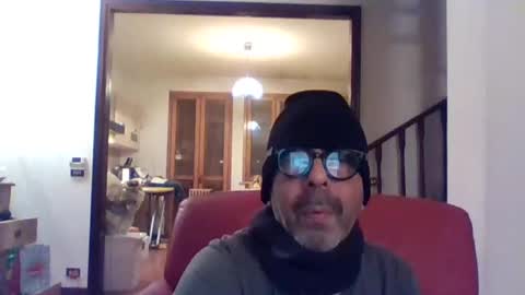 Snapshot of camomilla72 chatting on March 11, 9:26 pm Cristian online show from March 11, 9:26 pm