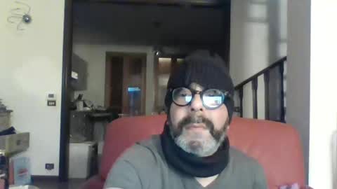Snapshot of camomilla72 chatting on February 21, 3:32 pm Cristian online show from February 21, 3:32 pm