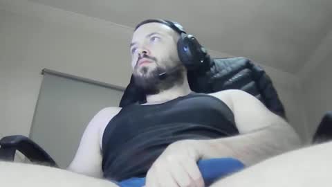 canarion online show from March 11, 11:01 am